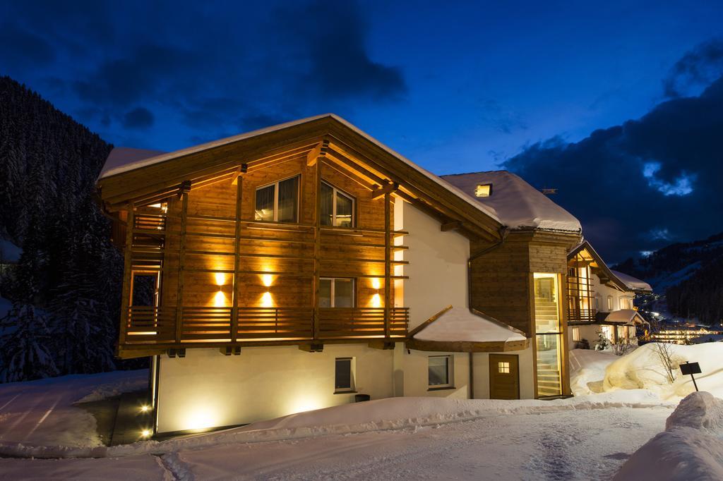 Hotel Comploj Wolkenstein in Gröden Exterior foto