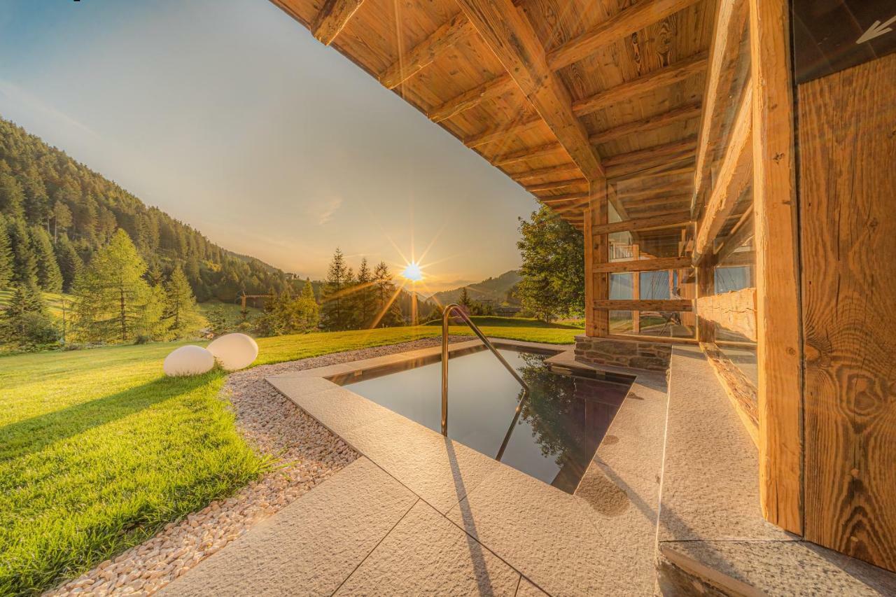 Hotel Comploj Wolkenstein in Gröden Exterior foto